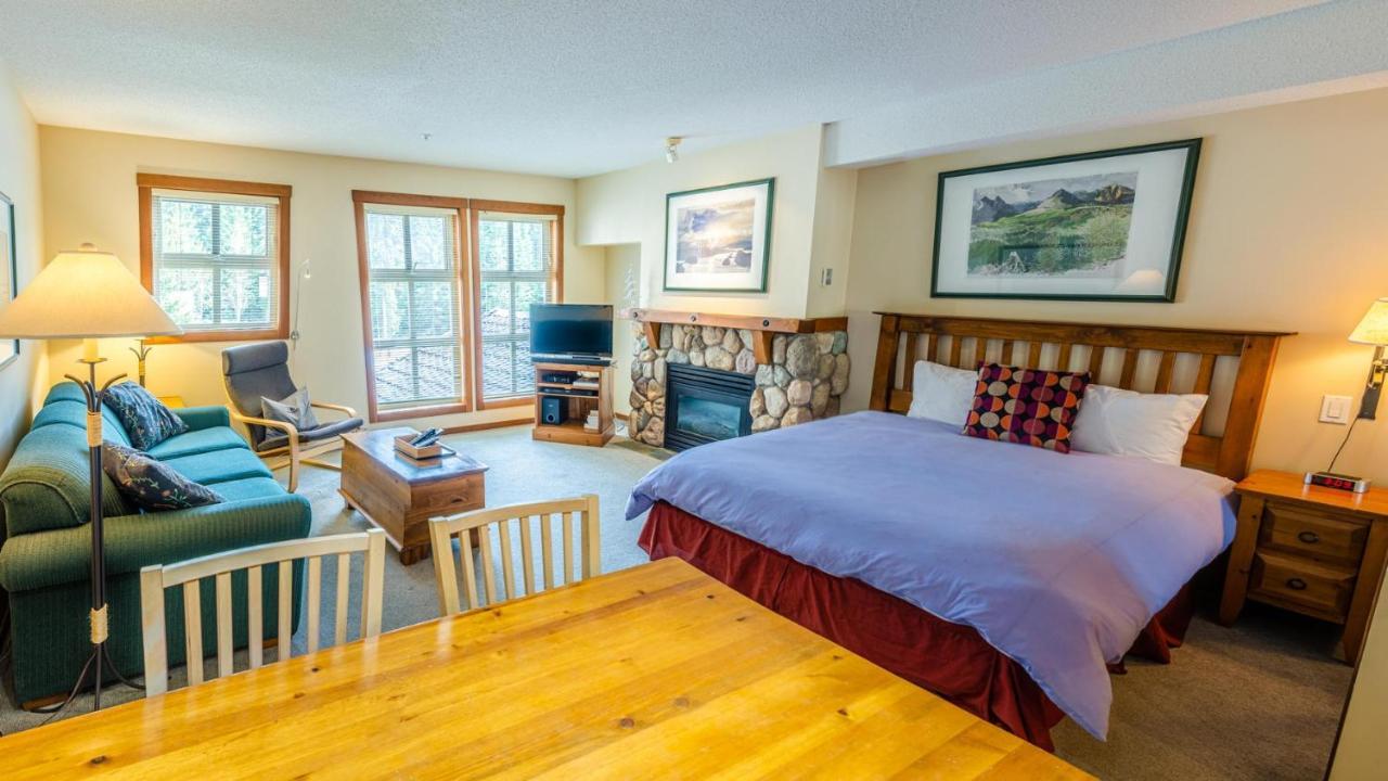 Holiday Home Sun Peaks Exterior foto